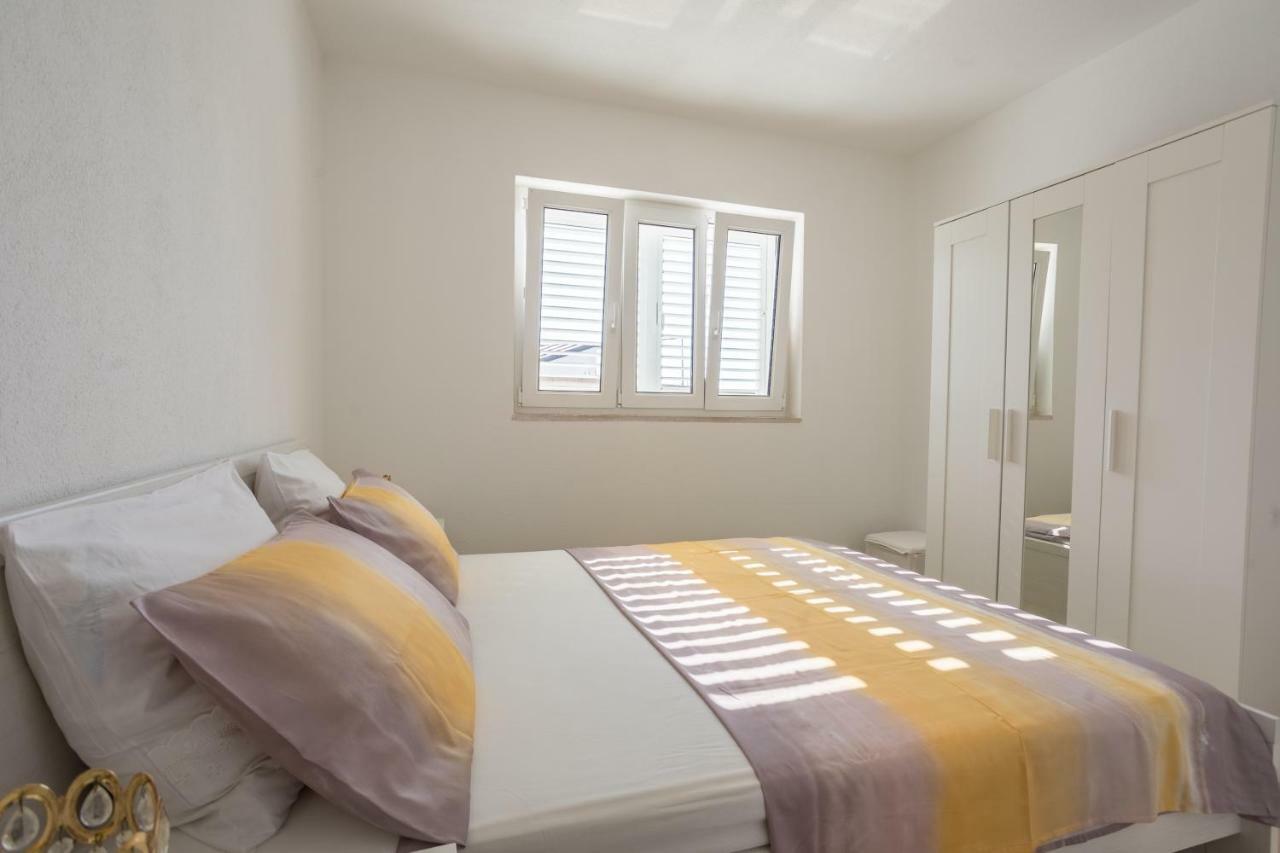 Apartmani Marija Jakir Brela Bagian luar foto