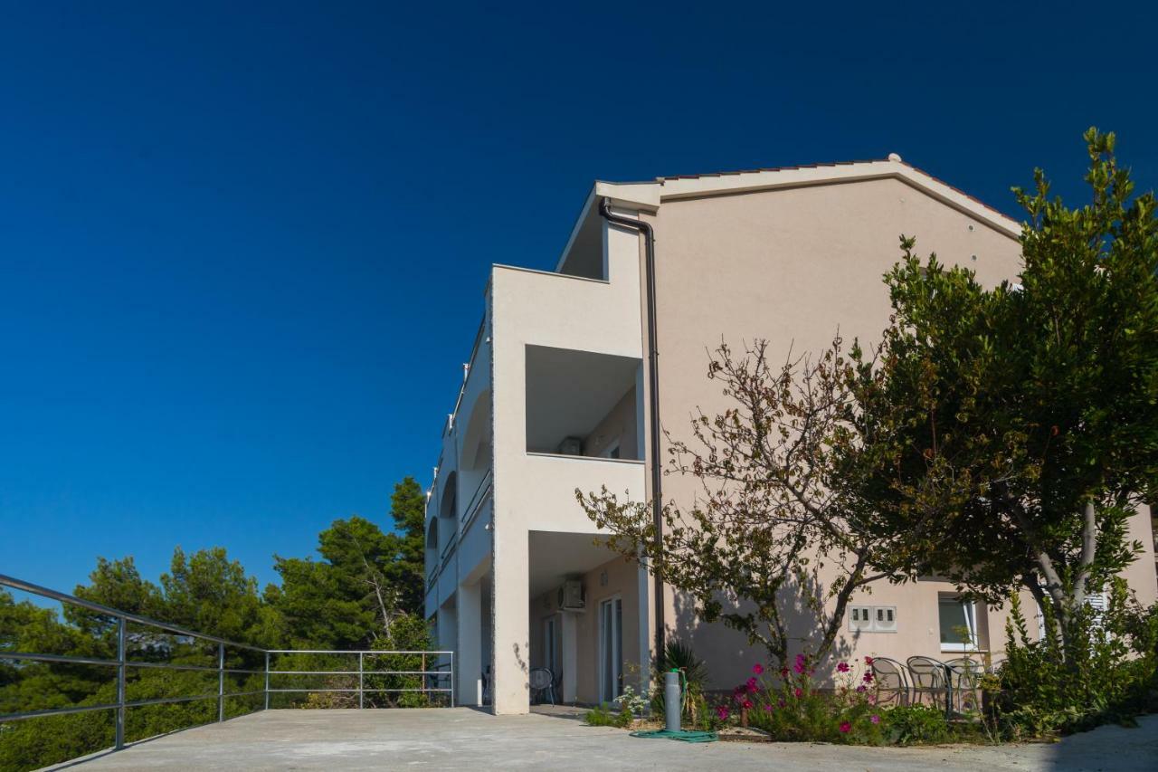 Apartmani Marija Jakir Brela Bagian luar foto