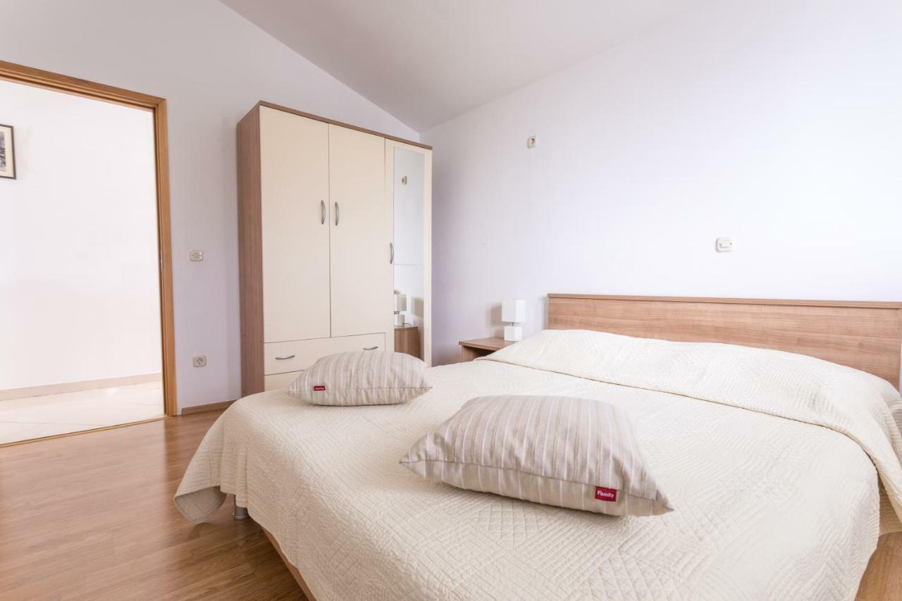 Apartmani Marija Jakir Brela Bagian luar foto